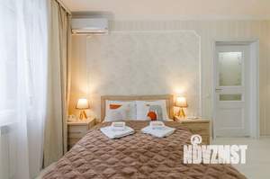 1-к квартира, посуточно, 35м2, 1/9 этаж