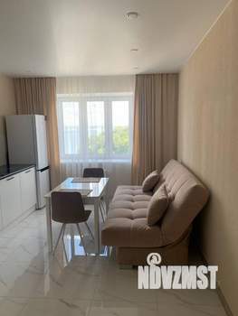 1-к квартира, посуточно, 39м2, 1/1 этаж