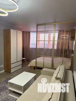 Студия квартира, посуточно, 33м2, 25/25 этаж