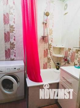 1-к квартира, посуточно, 37м2, 1/1 этаж