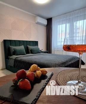 Студия квартира, посуточно, 30м2, 10/12 этаж