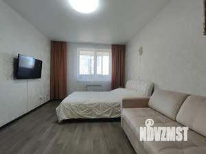 1-к квартира, посуточно, 38м2, 1/16 этаж