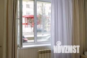 1-к квартира, посуточно, 35м2, 1/9 этаж