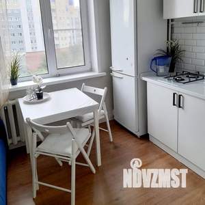 1-к квартира, посуточно, 41м2, 5/9 этаж