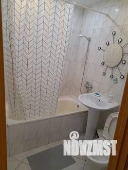 1-к квартира, посуточно, 33м2, 8/9 этаж