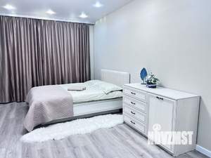 1-к квартира, посуточно, 40м2, 14/16 этаж