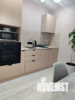 1-к квартира, посуточно, 34м2, 9/16 этаж