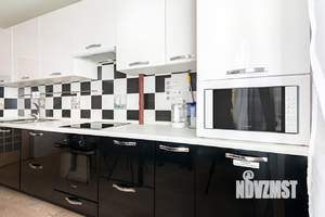 1-к квартира, посуточно, 41м2, 6/16 этаж