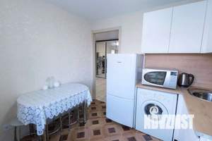 2-к квартира, посуточно, 47м2, 1/1 этаж