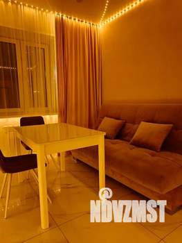 1-к квартира, посуточно, 40м2, 13/23 этаж