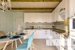 2-к квартира, посуточно, 63м2, 18/18 этаж