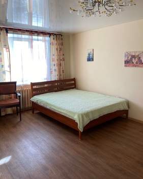 Студия квартира, на длительный срок, 42м2, 1/10 этаж