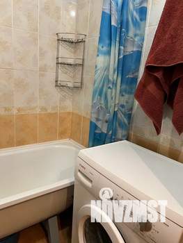 1-к квартира, посуточно, 35м2, 4/10 этаж