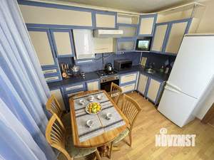 1-к квартира, посуточно, 46м2, 1/1 этаж