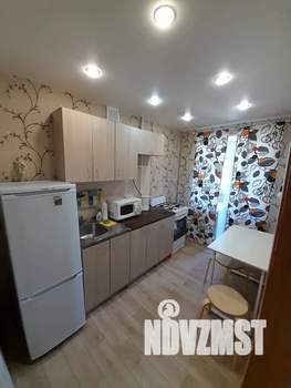 1-к квартира, посуточно, 33м2, 8/9 этаж