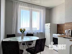 2-к квартира, посуточно, 68м2, 1/1 этаж