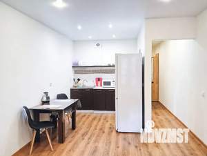 Студия квартира, посуточно, 35м2, 5/10 этаж