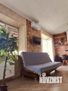 Студия квартира, посуточно, 40м2, 8/19 этаж