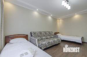 2-к квартира, посуточно, 65м2, 1/1 этаж