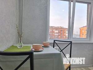 1-к квартира, посуточно, 42м2, 1/1 этаж