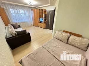 1-к квартира, посуточно, 44м2, 2/6 этаж