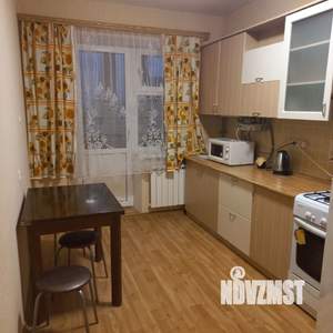 1-к квартира, посуточно, 40м2, 5/5 этаж