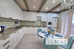 2-к квартира, посуточно, 63м2, 18/18 этаж