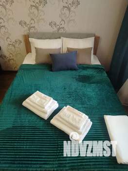 1-к квартира, посуточно, 43м2, 8/10 этаж