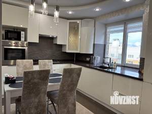 2-к квартира, посуточно, 70м2, 1/1 этаж