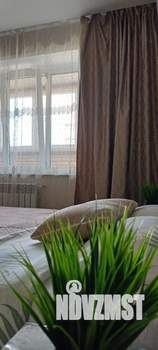 Студия квартира, посуточно, 35м2, 13/17 этаж