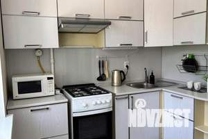 1-к квартира, посуточно, 35м2, 3/9 этаж