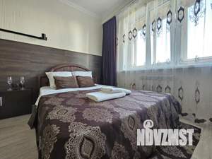 1-к квартира, посуточно, 42м2, 1/1 этаж