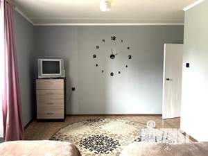 2-к квартира, посуточно, 50м2, 1/5 этаж