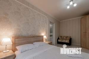 1-к квартира, посуточно, 35м2, 1/9 этаж