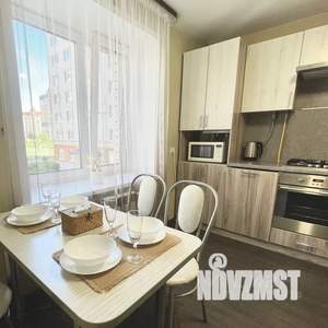 1-к квартира, посуточно, 42м2, 2/8 этаж