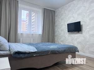 1-к квартира, посуточно, 40м2, 8/18 этаж