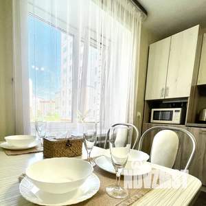 1-к квартира, посуточно, 42м2, 2/8 этаж