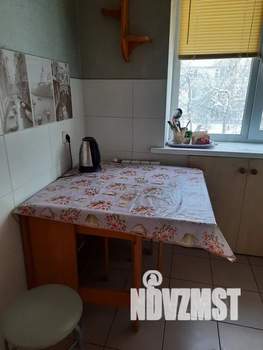 1-к квартира, посуточно, 32м2, 3/5 этаж