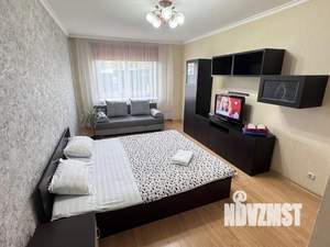 1-к квартира, посуточно, 46м2, 1/1 этаж