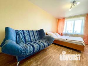 1-к квартира, посуточно, 39м2, 1/9 этаж