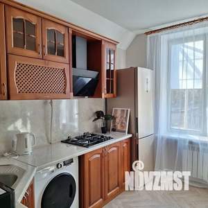 2-к квартира, посуточно, 61м2, 2/4 этаж