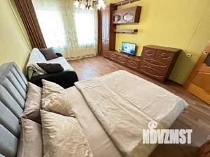 1-к квартира, посуточно, 43м2, 3/11 этаж