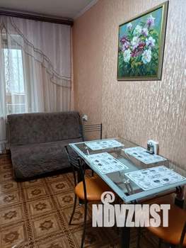 1-к квартира, посуточно, 45м2, 3/10 этаж