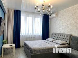 1-к квартира, посуточно, 35м2, 5/15 этаж