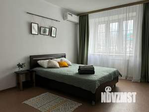 1-к квартира, посуточно, 39м2, 2/9 этаж