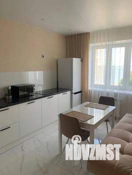 1-к квартира, посуточно, 39м2, 1/1 этаж