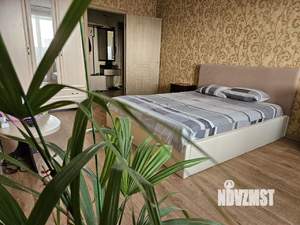 1-к квартира, посуточно, 44м2, 10/16 этаж