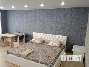 Студия квартира, посуточно, 37м2, 3/5 этаж