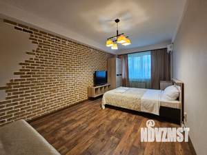 1-к квартира, посуточно, 53м2, 8/16 этаж