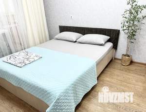 1-к квартира, посуточно, 40м2, 1/10 этаж